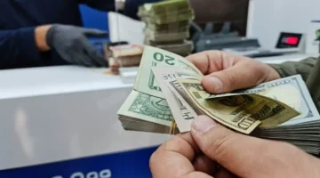 الدولار الأميركي يواصل تسجيل مستويات صعود جديدة أمام الدينار في تعاملات الأسواق